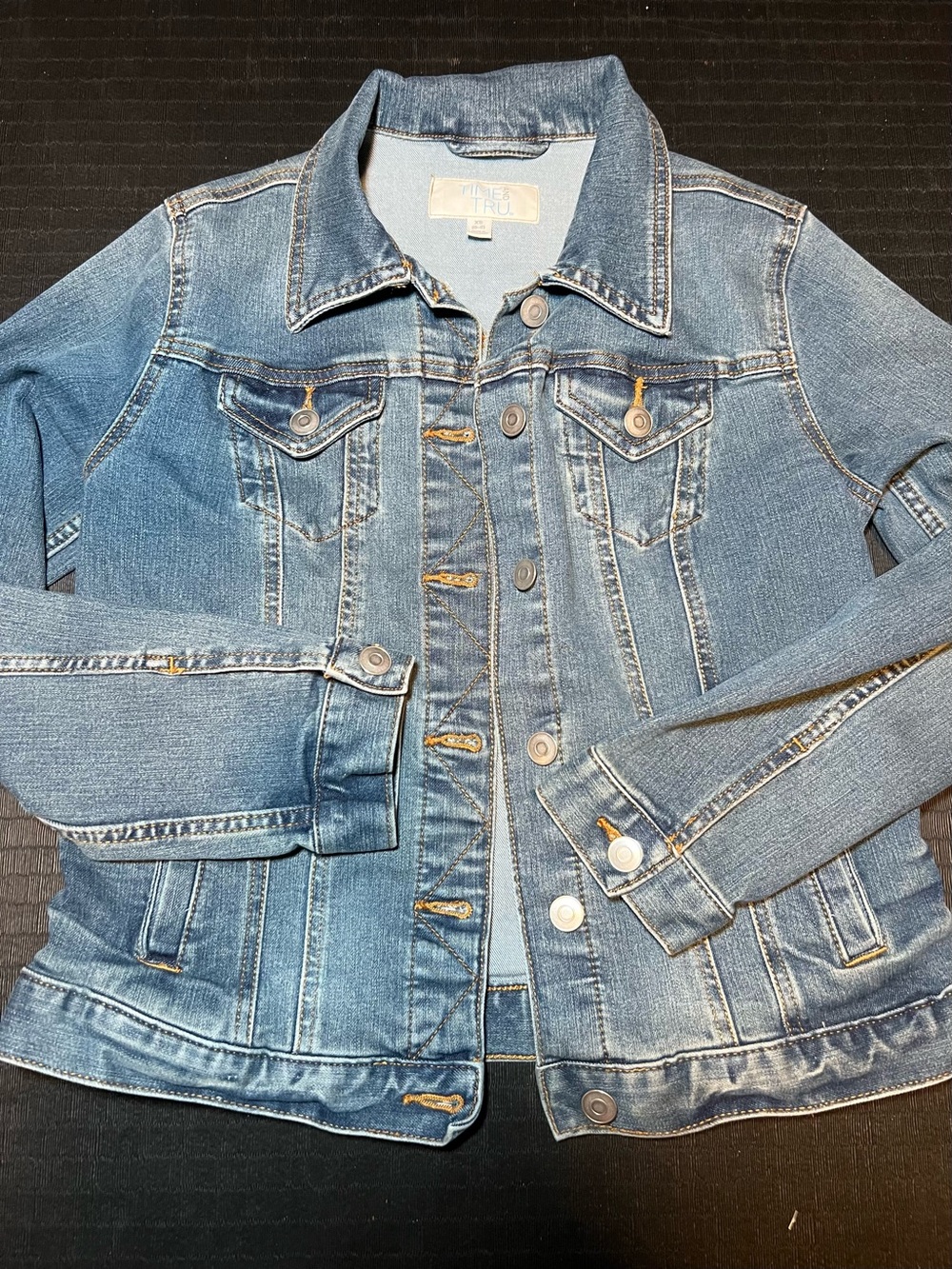 Time and Tru Medium Wash Blue Denim Jacket